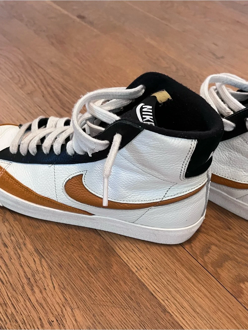 Nike Women's White Black Orange High-Top Sneakers